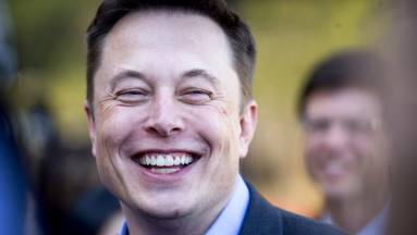 Elon Musk lesz a Twitter ideiglenes vezérigazgatója kép