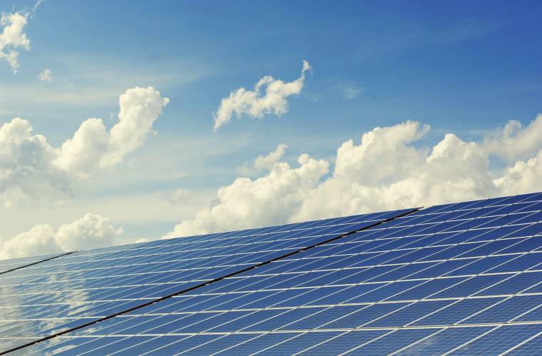 Összesen 202 milliárd forintnyi napelem-támogatásra lehet pályázni (Fotó: Scopio/Pablo Nidam)