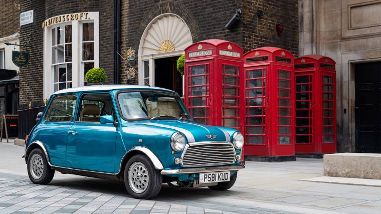 Ez a Mini Cooper már elektromos autóként közlekedhet London útjain (Fotó: London Electric Cars)
