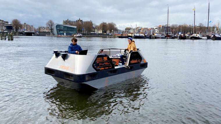 A Roboat önvezető vízitaxik tavaly november óta működnek próbaüzemben Amszterdam vízi útjain (Fotó: AMS Institute)