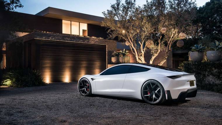 A Tesla Roadster hátuljára hideg levegőt kipréselő "hajtómű" is rendelhető lesz (Fotó: Tesla)