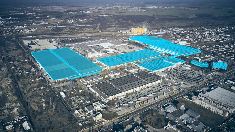 A craiovai Ford-gyár egymillió négyzetméteres területen fekszik, 6000 embernek ad munkát (Fotó: Ford)