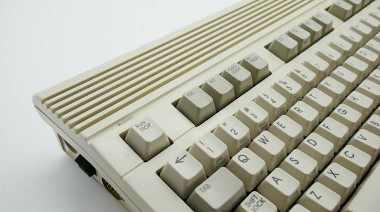 Egy autó áráért akár te is behúzhatod ezt a szuper ritka Commodore 65-ös prototípust kép