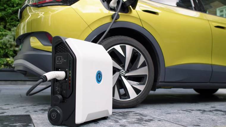 A ZipCharge Go segít, ha már nagyon lemerült az elektromos autónk akkumulátora (Fotó: ZipCharge)