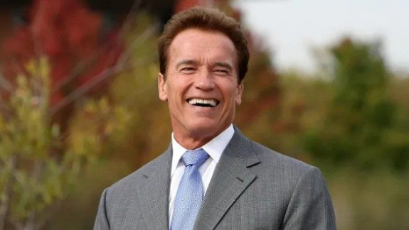 Arnold Schwarzenegger akkor is gazdag ember lenne, ha sose fut be színészként kép