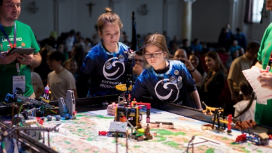 Elképesztő rekordok a FIRST LEGO League Nemzeti Döntőjén, három magyarországi és egy erdélyi csapat megy a nemzetközi versenyre kép