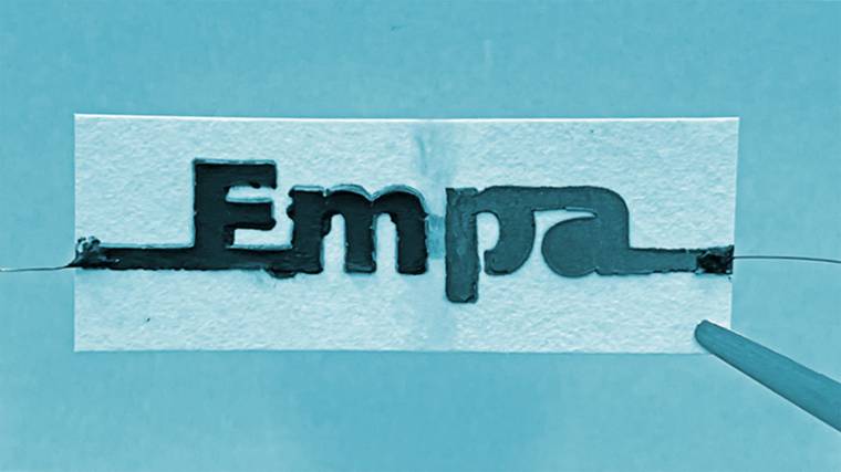A svájci kutatók az EMPA kutatóintézet logóját rajzolták meg a speciális tintával (Fotó: empa.ch)