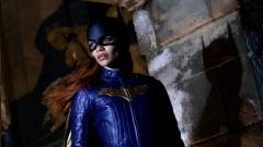 Így már egy fokkal érthetőbb, hogy miért nem jelenik meg a már leforgatott Batgirl kép
