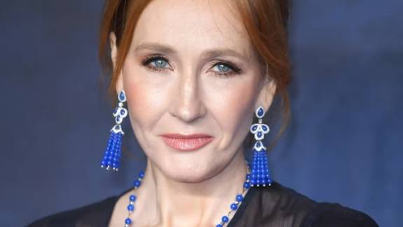 Halálosan megfenyegették J.K. Rowlingot, a Harry Potter-könyvek írónőjét kép