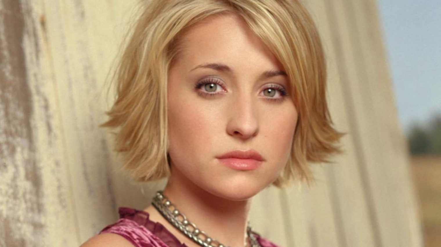 Allison Mack
