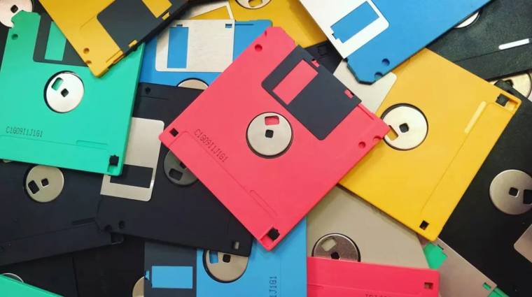 Az amerikai légiforgalmi irányító rendszer nagyrésze még ma is Windows 95-öt és floppyt használ kép