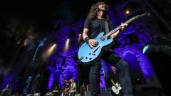 Lenyűgöző, legendákkal teli koncerttel búcsúztatták a Foo Fighters dobosát kép