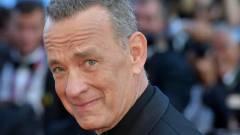 Tom Hanks egy a képmásával elkövetett visszaélésre hívta fel rajongóinak figyelmét kép