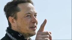 Olyan durva per elé néz Elon Musk, hogy szinte sajnáljuk kép