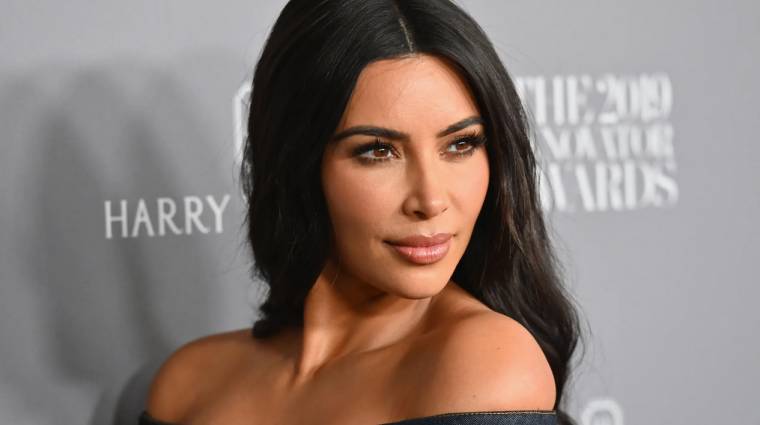 Büntetést kell fizetnie az átverős kriptovalutát reklámozó Kim Kardashiannek kép