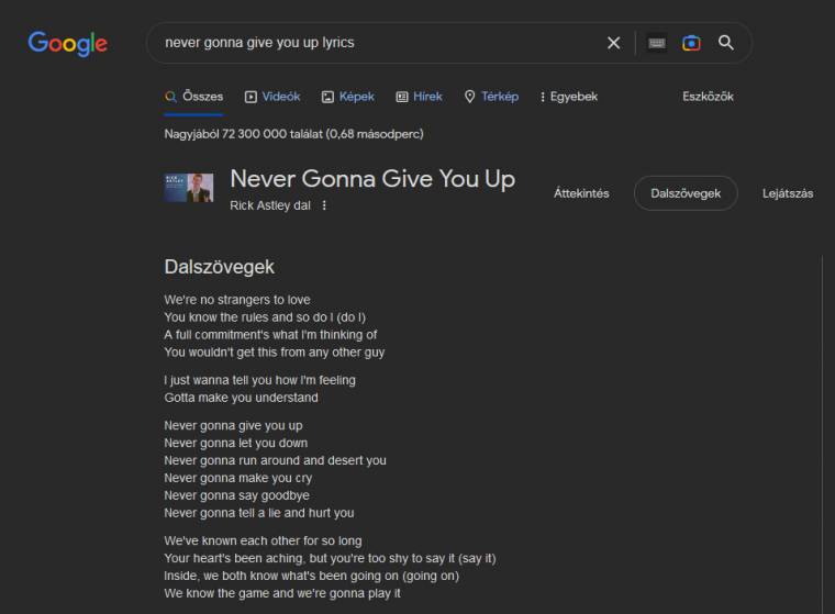 Így jelennek meg a dalszövegek a Google szövegkártya-funkciójával.