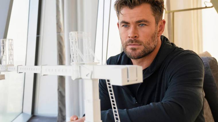 Chris Hemsworthről kiderült, hogy hajlamos az Alzheimer-kórra, egy időre felhagy a filmezéssel bevezetőkép