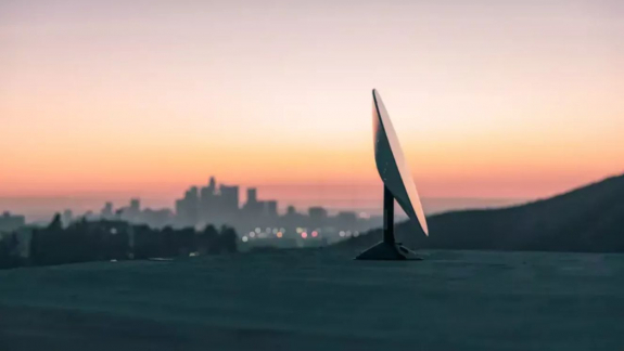 Elon Musk majdnem megduplázhatja a Starlink műholdjainak számát kép