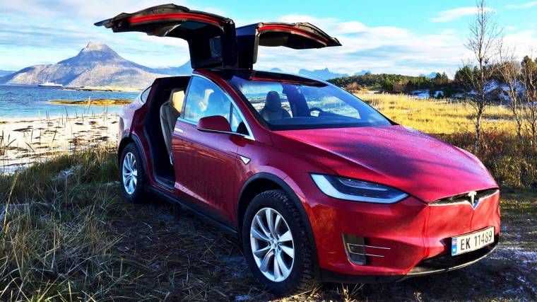A Tesla Model X és Model S eddig csak yoke-kal volt rendelhető (Fotó: Tesla)