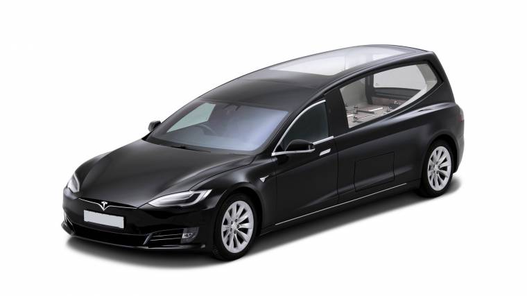 A Coleman Milne által halottaskocsivá alakított Tesla Model S (Fotó: Coleman Milne)