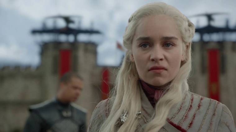 A Daenerys Targaryent alakító Emilia Clarke nem hajlandó megnézni a Sárkányok házát bevezetőkép