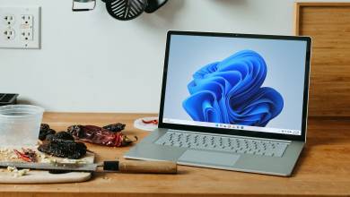 A Windows 11-re is érkezik a Windows 10 egy vitatott funkciója