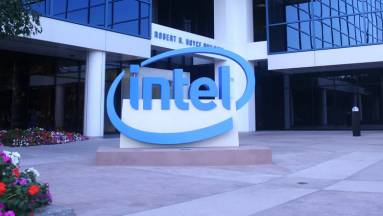 Gyászos pénzügyi eredmények az Intelnél kép