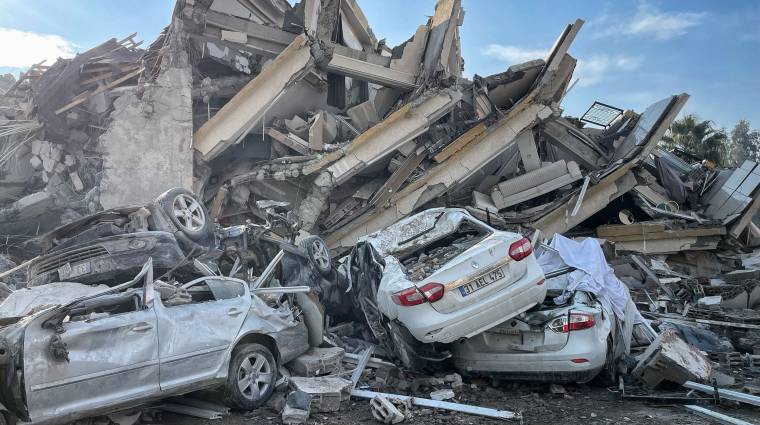 Így segít a Telekom és a Vodafone a földrengés sújtotta Törökországban ragadt felhasználóin kép