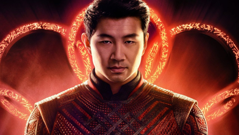 Simu Liu üvegszilánkokon is átkúszna a Shang-Chi folytatásáért, de remélhetőleg eddig azért nem kell elmennie fókuszban