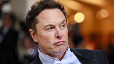 Elon Musknak nincs ínyére az Apple és a Google partnersége kép