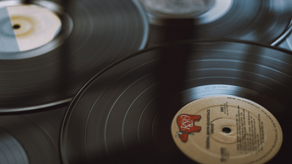 Taylor Swift évében lett újra milliárdos üzlet a vinyl Amerikában kép