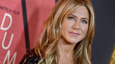 Jennifer Aniston szerint a Jóbarátok már egy egész generációnak sértő, és csak óvatosan szabad viccelni kép