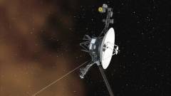 Több mint 20 milliárd kilométerről leheltek új életet a haldokló Voyager 2 szondába kép