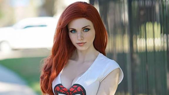 Amouranth újabb részleteket osztott meg az otthona elleni támadásról kép