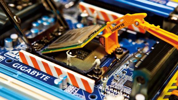 Gigabyte alaplapod van? Lehet, hogy titokban vírust tölt le kép