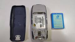 Eldőlt: visszatérnek az otthon is cserélhető mobilos akkumulátorok kép