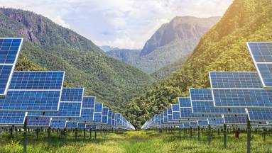 Rekordot döntenek az ország napenergia kapacitásai fókuszban