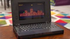 Ez a laptop azonnal visszarepít a '80-as évekbe kép
