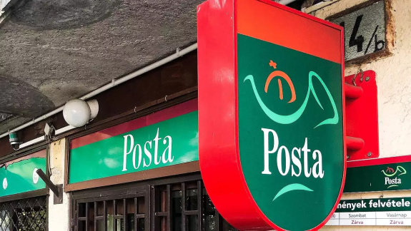 Durván akadozik a csomagkiszállítás a Magyar Postánál: A vállalat így indokolta meg a késést kép