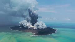 A víz alatti vulkánok, a hajózás vagy az El Nino áll az idei hőhullám hátterében? kép
