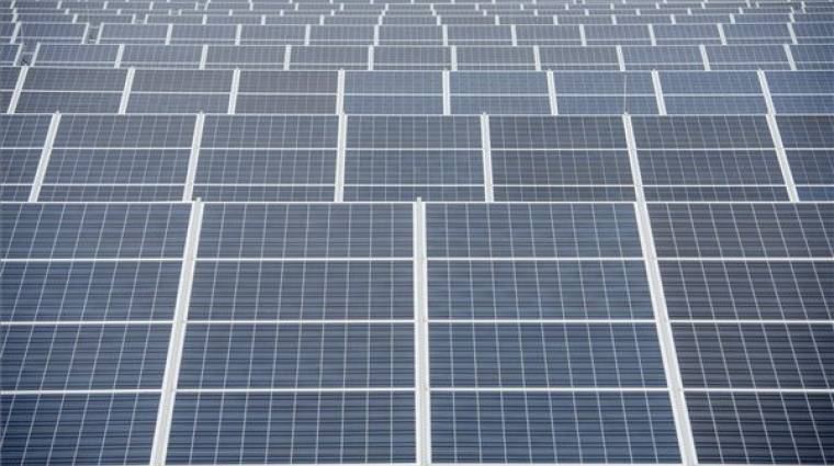 Astrasun Solar ha construido una planta de energía solar híbrida en Timisoara