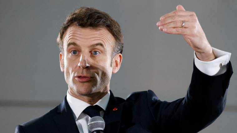 Megbékélne a játékosokkal a francia elnök bevezetőkép
