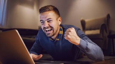 Aki gamer, az nyer - válts most az egyik legjobban fizető szakmára! kép