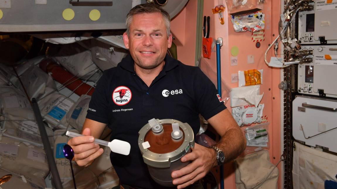 Ez a fazéknyi csoki forradalmasíthatja a Nemzetközi Űrállomás konyháját kép