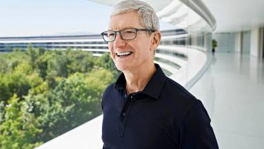 74 millió dollárt keresett Tim Cook 2025-ben az Apple élén kép