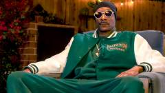 Nincs vége a világnak: Snoop Dogg nem teszi le a füvet, csak reklámoz kép