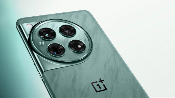 Hivatalos képeken és videón a OnePlus új csúcsmobilja kép