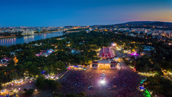 A magyar gazdaságnak 30 milliárdos veszteséget okozhatna a Sziget elmaradása kép