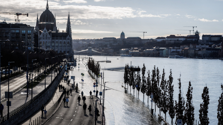 A nemzetközi újságíró-védő szervezet is elítéli az új magyar törvényjavaslatot bevezetőkép