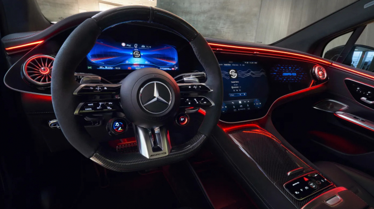 Forradalmasítaná a kocsiban zenehallgatást a Mercedes, az autó lesz a DJ kép